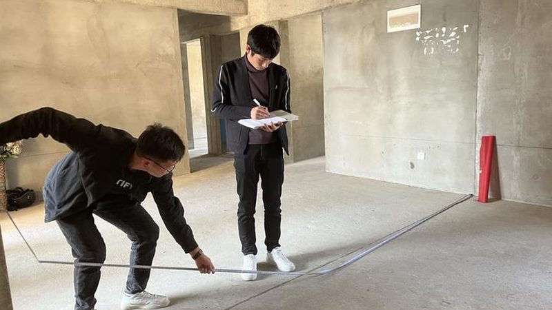 实木步入式衣帽间：上海市场的价格考量与选择要点